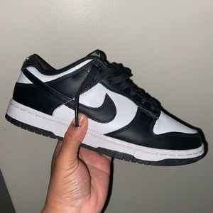 Nike Dunk low panda Size 7